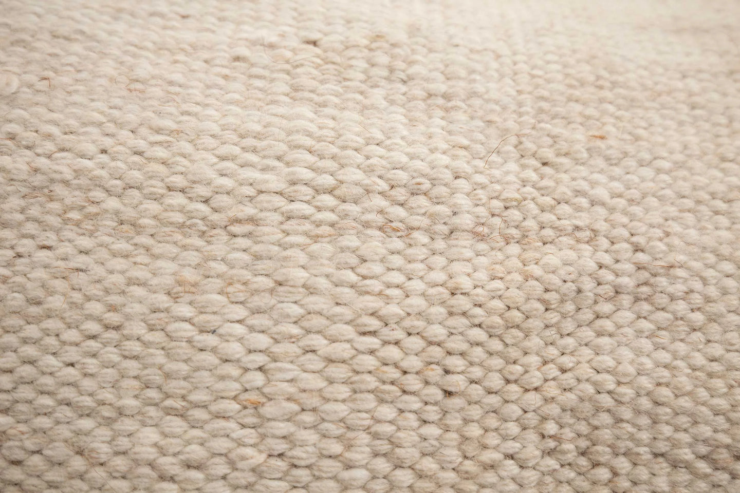The Indulger - Bamboo/Wool - Beige